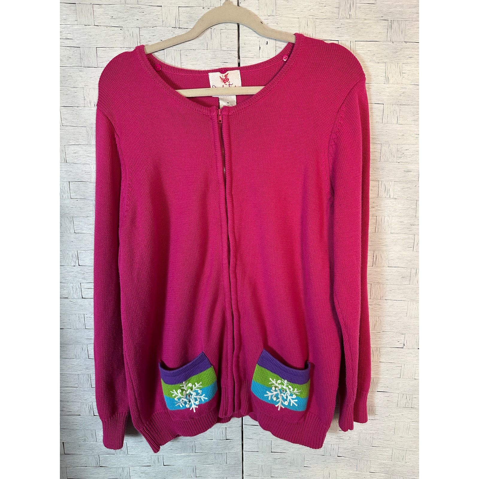 Quacker Factory Women’s Cardigan Zip Up Front Snowflake Pocket Pink Holiday